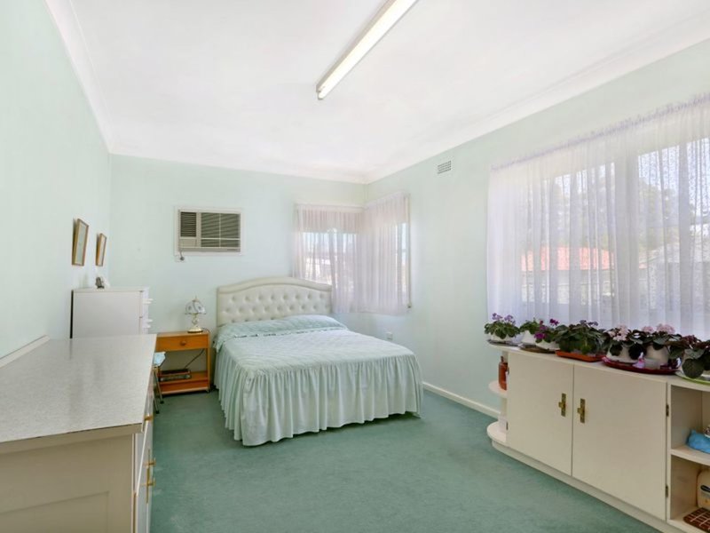 Photo - 74 Auburn Rd , Birrong NSW 2143 - Image 4