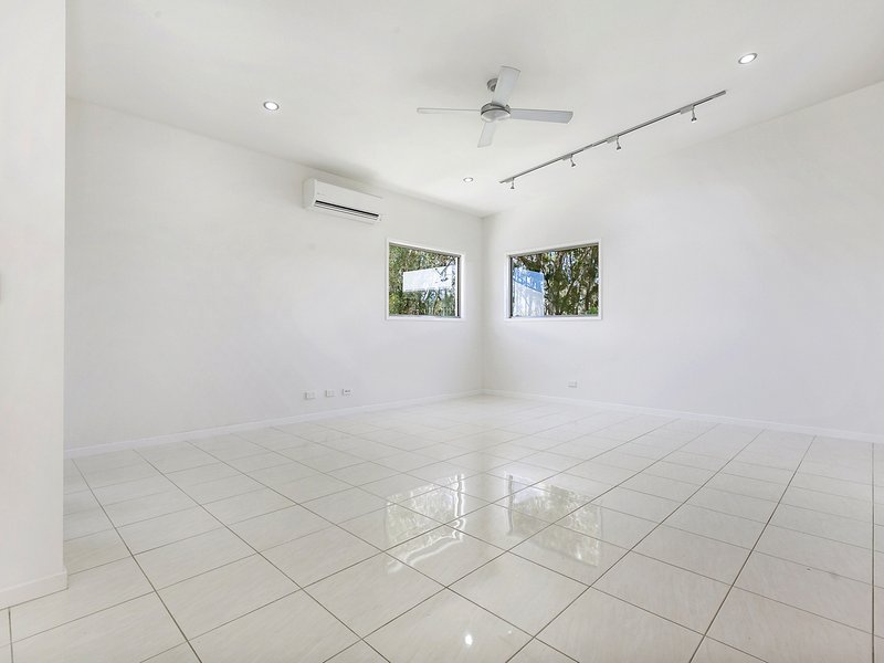 Photo - 74 Balgownie Drive , Peregian Springs QLD 4573 - Image 12