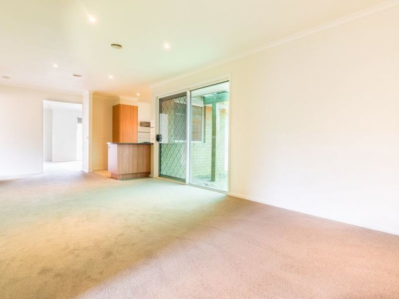 Photo - 74 Ballan Road, Werribee VIC 3030 - Image 5