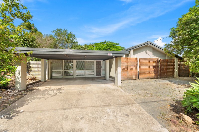 Photo - 74 Barbaralla Drive, Springwood QLD 4127 - Image 4