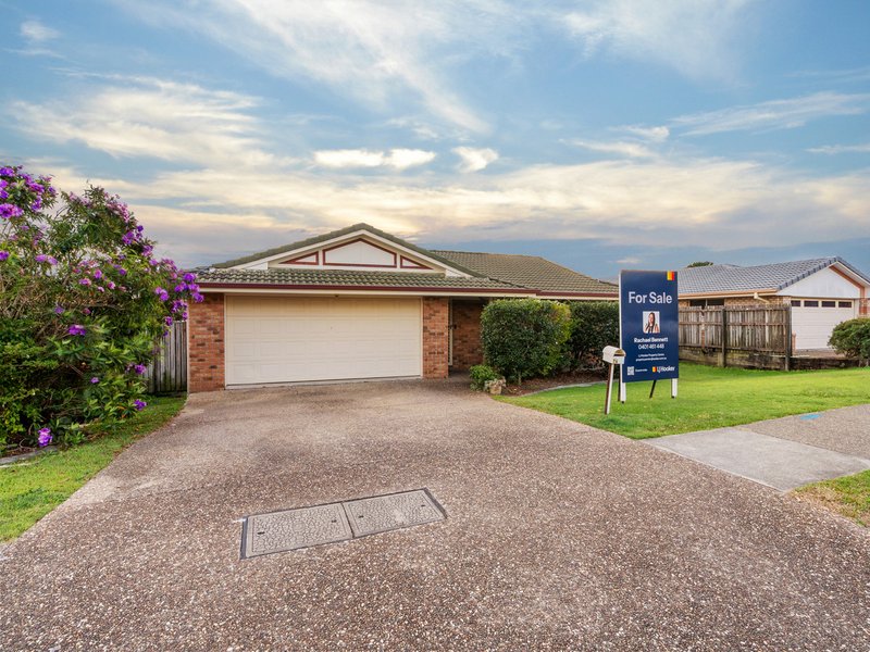 Photo - 74 Barron Road, Birkdale QLD 4159 - Image 2