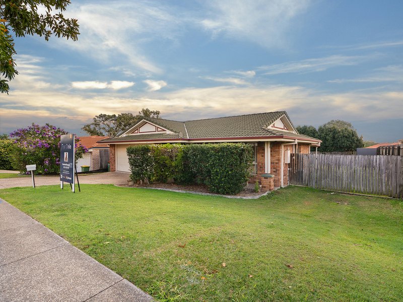 Photo - 74 Barron Road, Birkdale QLD 4159 - Image 3