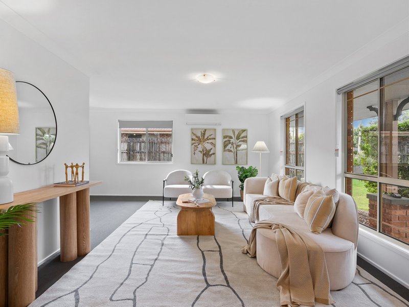 Photo - 74 Barron Road, Birkdale QLD 4159 - Image 5