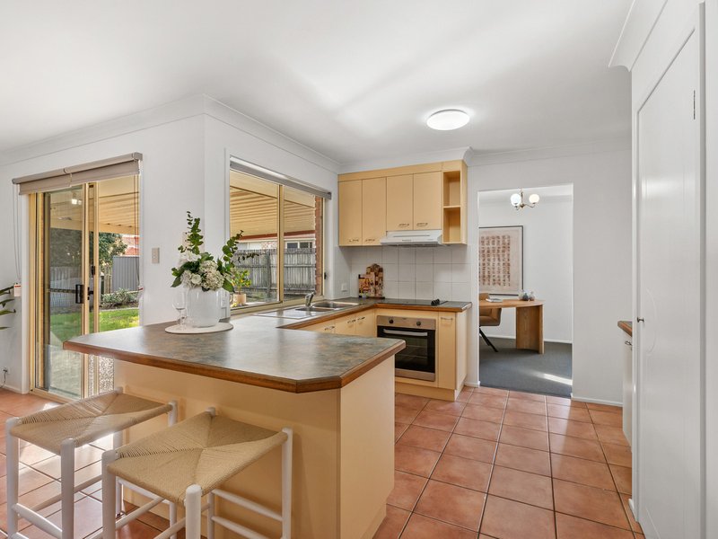 Photo - 74 Barron Road, Birkdale QLD 4159 - Image 10