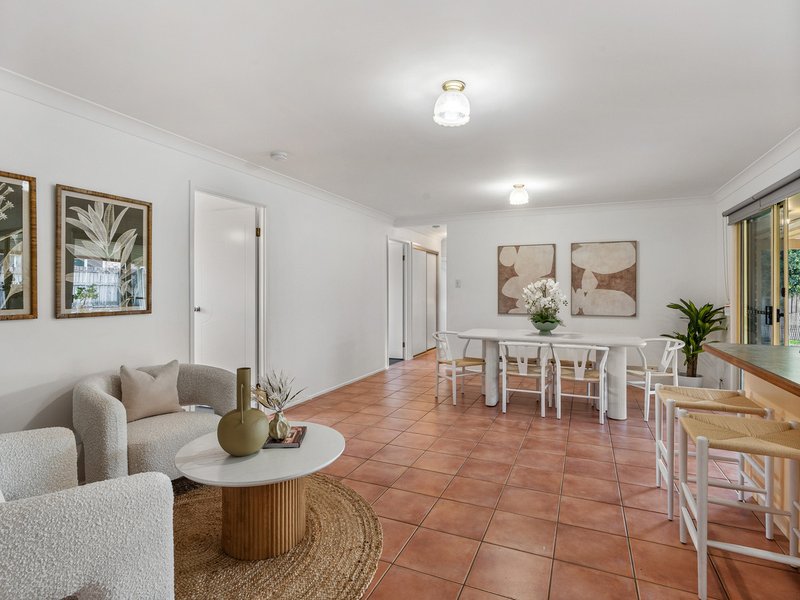 Photo - 74 Barron Road, Birkdale QLD 4159 - Image 14