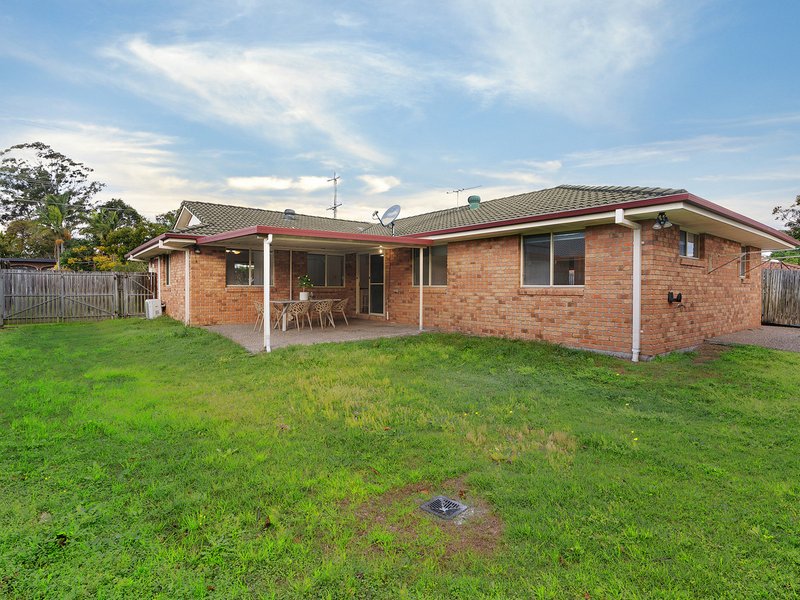 Photo - 74 Barron Road, Birkdale QLD 4159 - Image 22