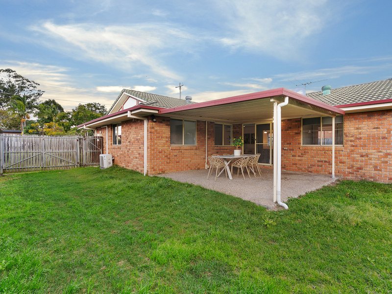 Photo - 74 Barron Road, Birkdale QLD 4159 - Image 23