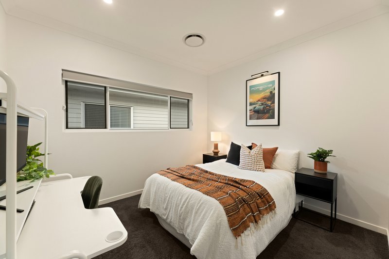 Photo - 74 Bayview Road, Brighton QLD 4017 - Image 17