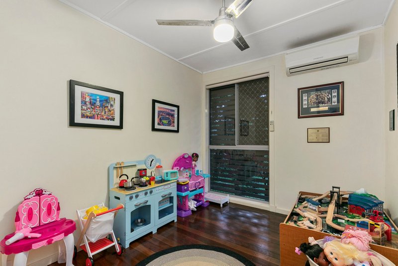 Photo - 74 Beresford Terrace, Coorparoo QLD 4151 - Image 14