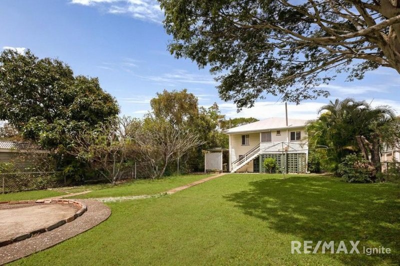 Photo - 74 Borden Street, Sherwood QLD 4075 - Image 13