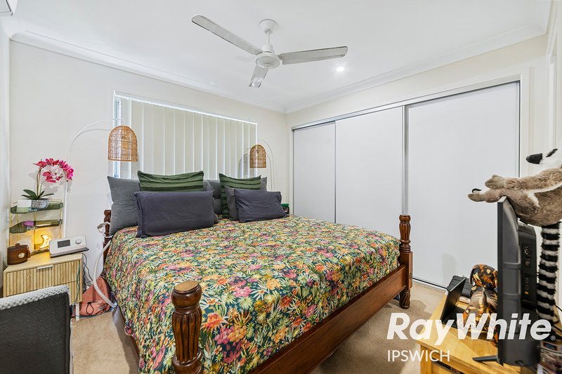 Photo - 74 Brentwood Drive, Ebbw Vale QLD 4304 - Image 6