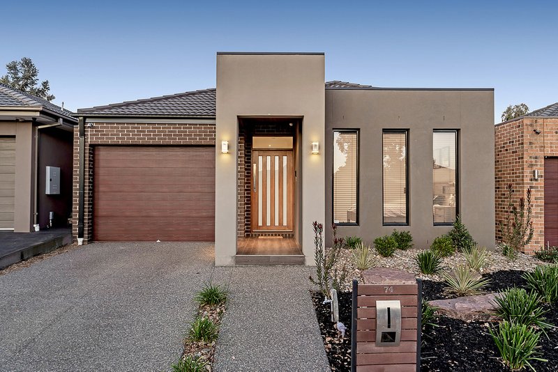 74 Bridgehaven Drive, Craigieburn VIC 3064