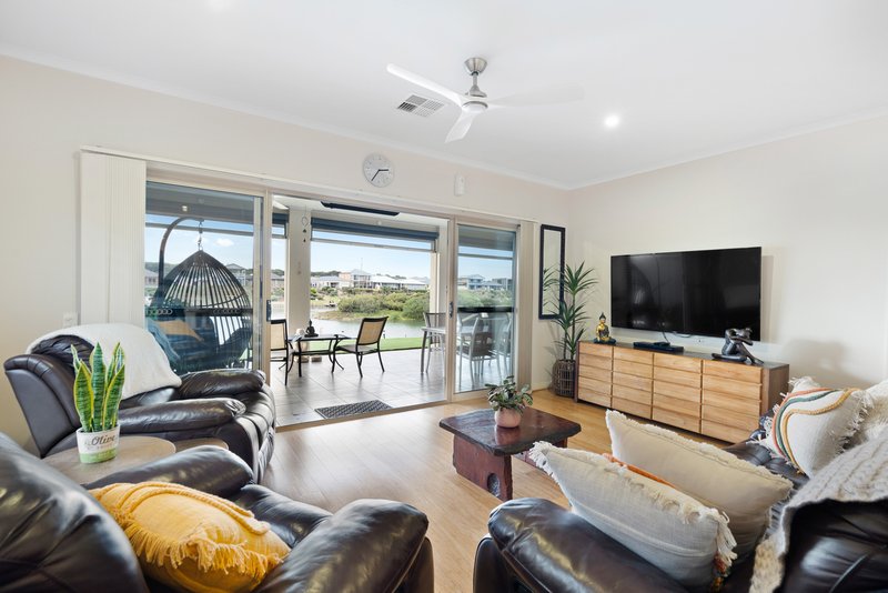 Photo - 74 Britannia Parade, Hindmarsh Island SA 5214 - Image 9