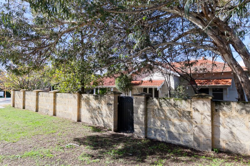 Photo - 74 Bruce Street, Nedlands WA 6009 - Image 25