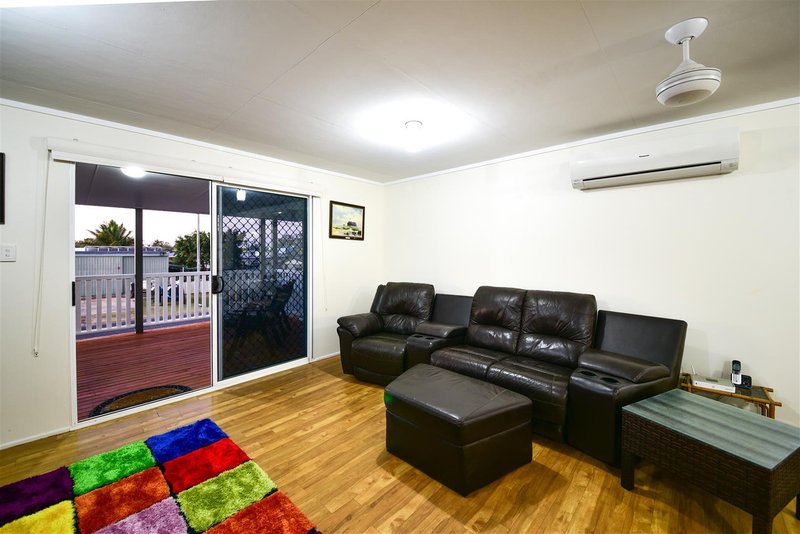 Photo - 74 Bundesen Avenue, Midge Point QLD 4799 - Image 12