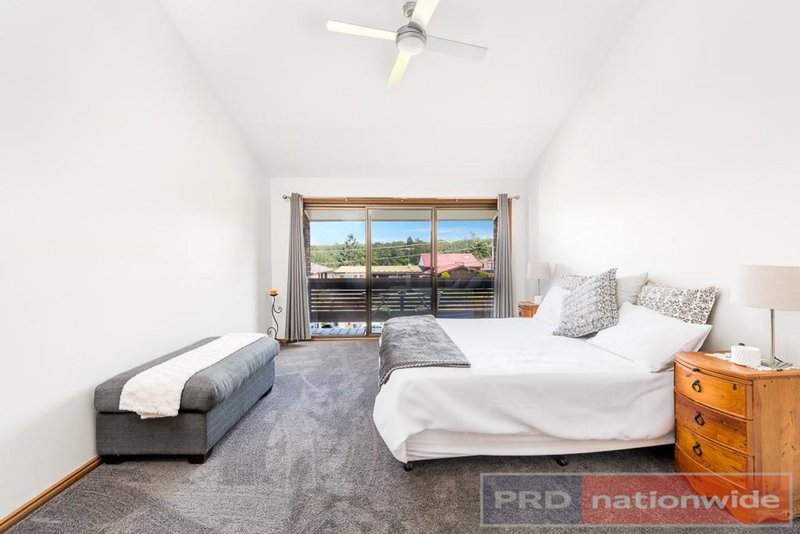 Photo - 74 Burbank Avenue, Picnic Point NSW 2213 - Image 6