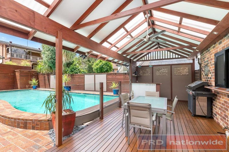 Photo - 74 Burbank Avenue, Picnic Point NSW 2213 - Image 9