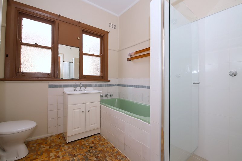 Photo - 74 Caldwell Parade, Yagoona NSW 2199 - Image 6