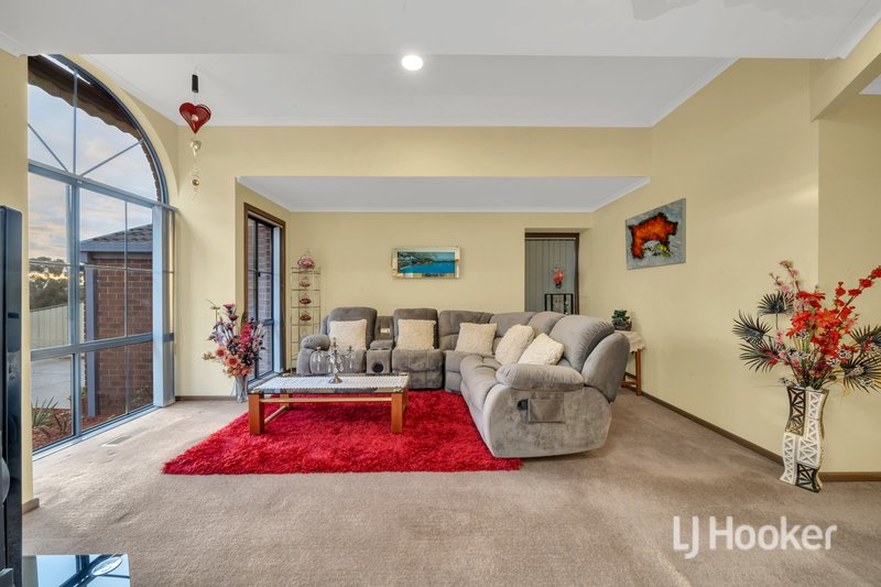 Photo - 74 Carrum Woods Drive, Carrum Downs VIC 3201 - Image 4