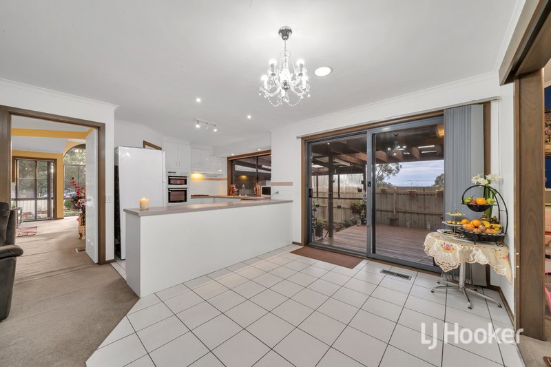 Photo - 74 Carrum Woods Drive, Carrum Downs VIC 3201 - Image 8