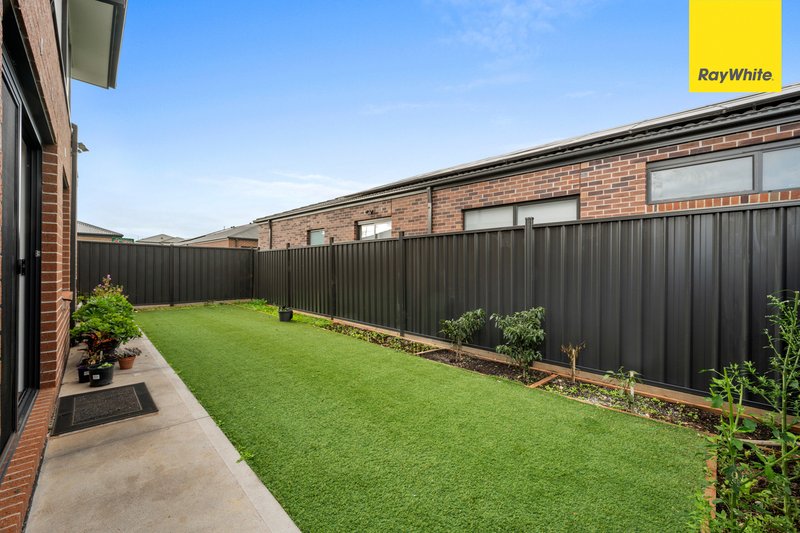 Photo - 74 Castlecrag Way, Strathtulloh VIC 3338 - Image 18