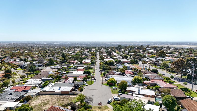 Photo - 74 Chapel Road, Modbury North SA 5092 - Image 11