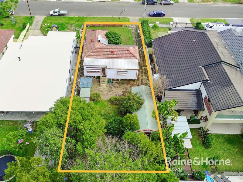 Photo - 74 Chelmsford Road, South Wentworthville NSW 2145 - Image 2