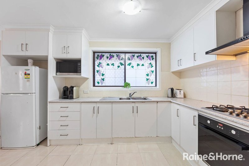 Photo - 74 Chester Crescent, Deer Park VIC 3023 - Image 5