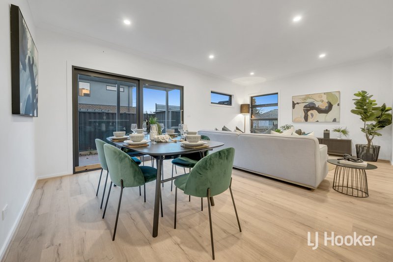 Photo - 74 Cleeland Street, Dandenong VIC 3175 - Image 6