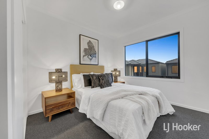 Photo - 74 Cleeland Street, Dandenong VIC 3175 - Image 7