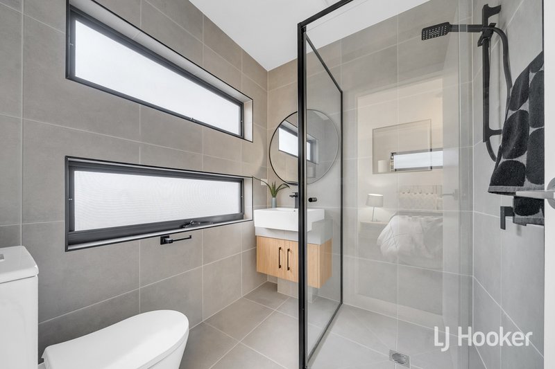 Photo - 74 Cleeland Street, Dandenong VIC 3175 - Image 9