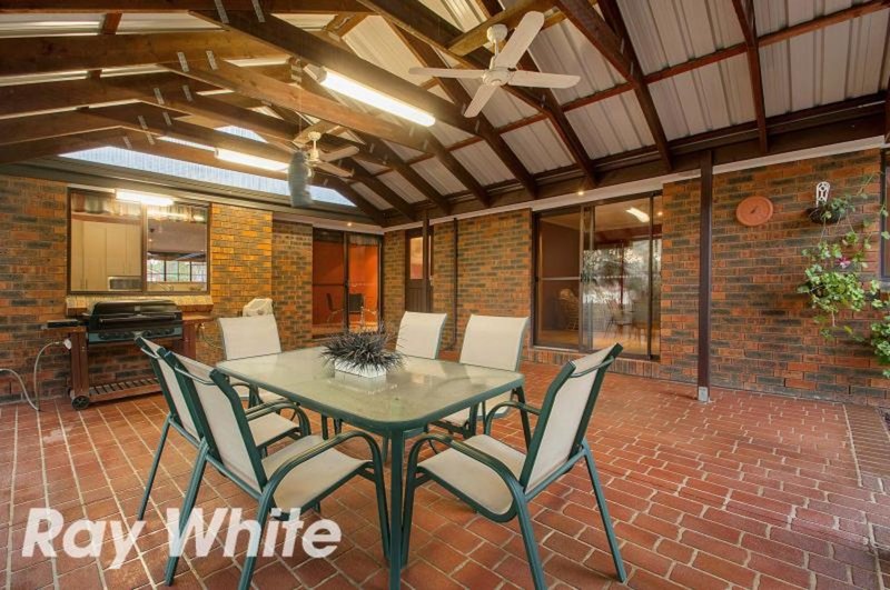 Photo - 74 Crestwood Drive, Baulkham Hills NSW 2153 - Image 11