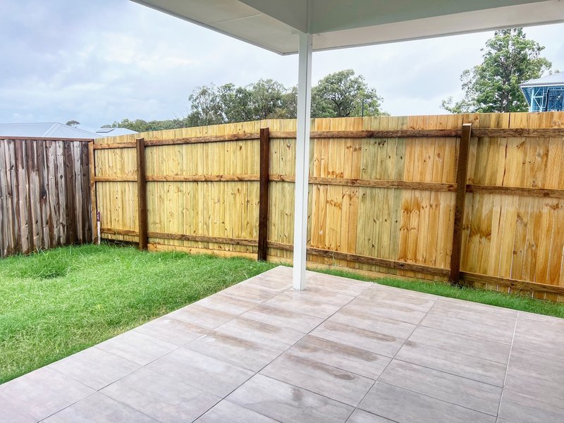 Photo - 74 Cypress Crescent, Burpengary QLD 4505 - Image 14