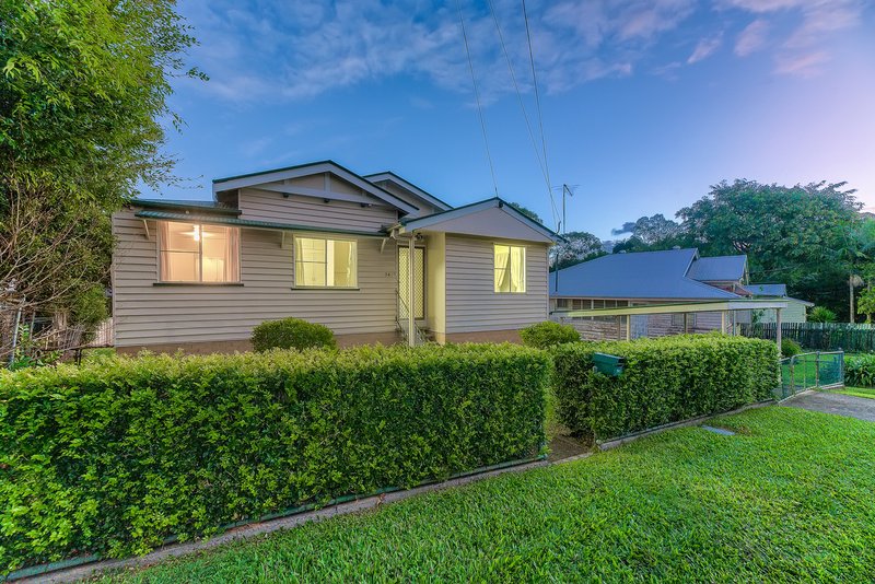 74 Davidson Street, Newmarket QLD 4051