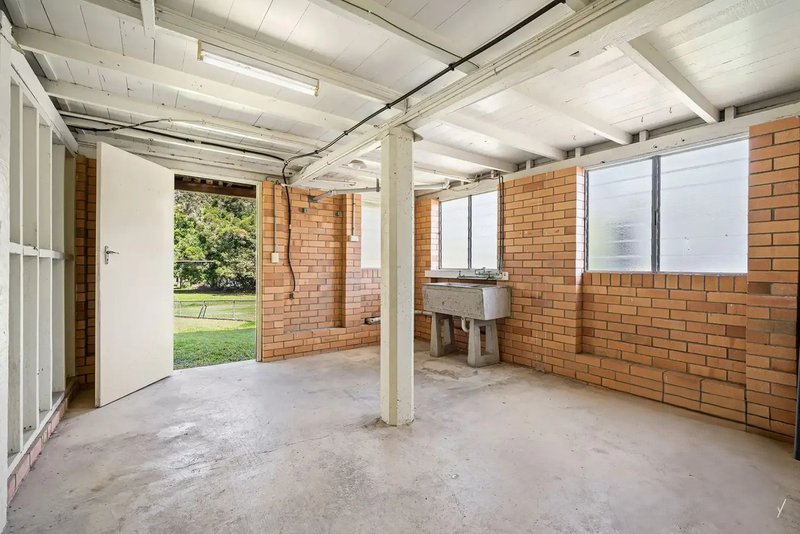 Photo - 74 Davidson Street, Newmarket QLD 4051 - Image 13