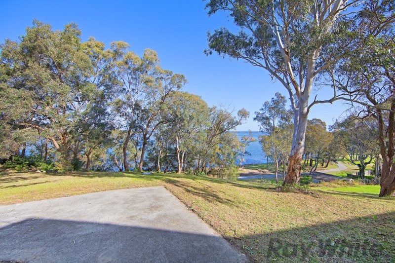 74 Diamond Head Drive, Budgewoi NSW 2262