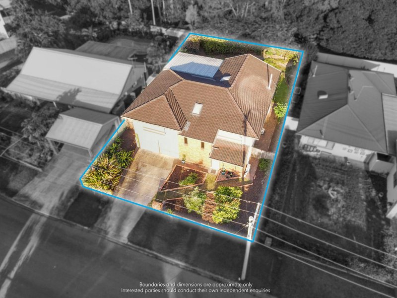 Photo - 74 Durham Crescent, Bray Park QLD 4500 - Image 20