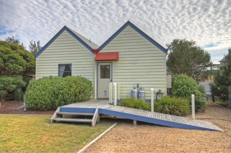 Photo - 74 Eighth Avenue, Raymond Island VIC 3880 - Image 10