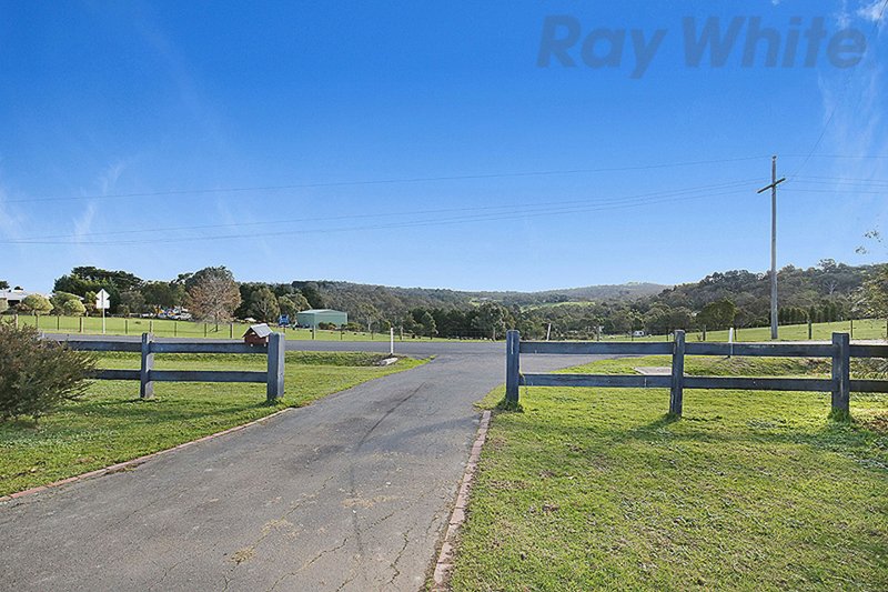 Photo - 74 Eleventh Avenue, Eden Park VIC 3757 - Image 2