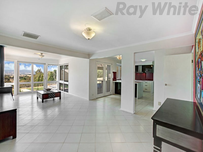 Photo - 74 Eleventh Avenue, Eden Park VIC 3757 - Image 4