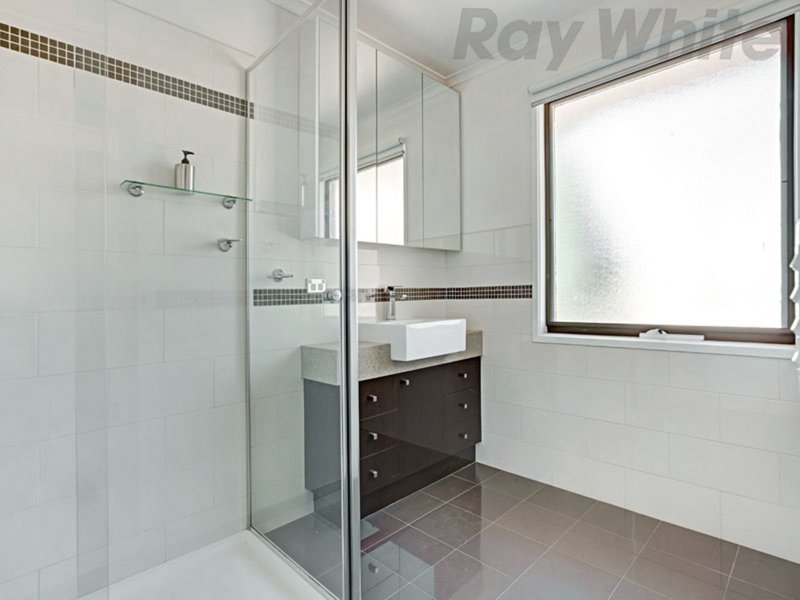 Photo - 74 Eleventh Avenue, Eden Park VIC 3757 - Image 9