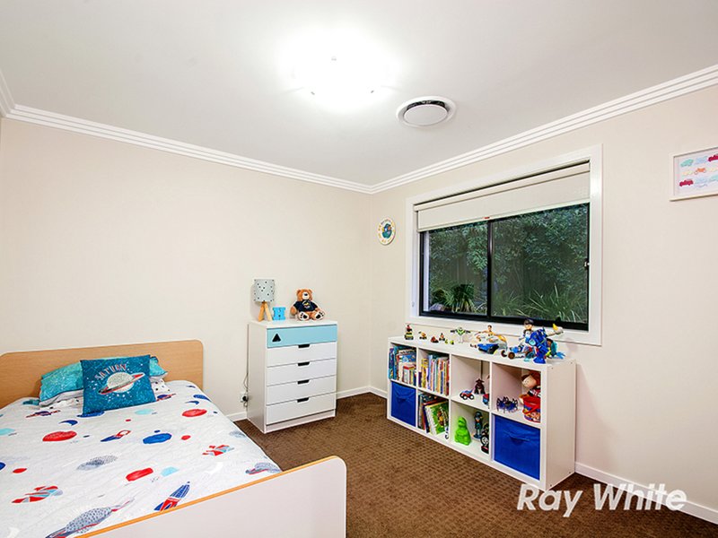 Photo - 74 Fishburn Crescent, Castle Hill NSW 2154 - Image 15