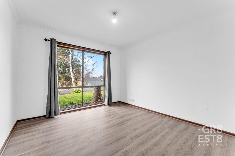 Photo - 74 Fleetwood Drive, Narre Warren VIC 3805 - Image 7