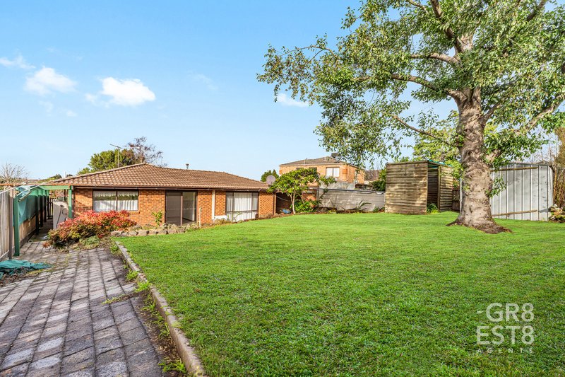 Photo - 74 Fleetwood Drive, Narre Warren VIC 3805 - Image 8