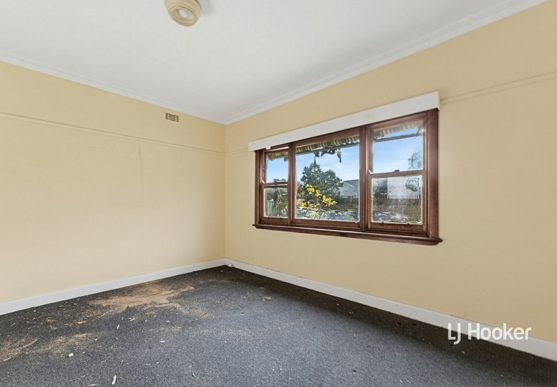 Photo - 74 Gavan Street, Broadford VIC 3658 - Image 4