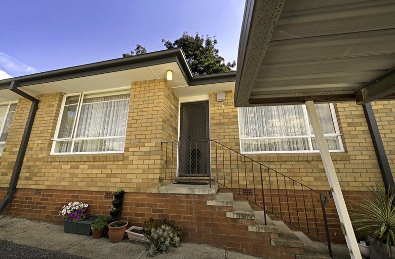 Photo - 7/4 Gerald Street, Queanbeyan NSW 2620 - Image 8