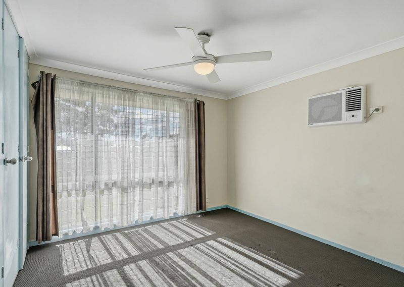 Photo - 74 Goobarabah Avenue, Lake Haven NSW 2263 - Image 4