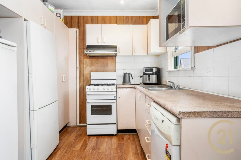 Photo - 74 Harrison Street, Ashcroft NSW 2168 - Image 6