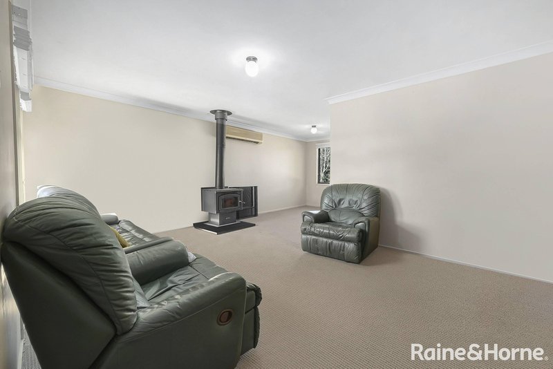 Photo - 74 Harrow Road, Glenfield NSW 2167 - Image 2