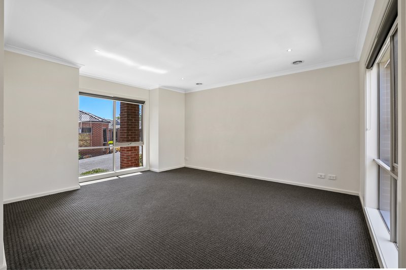 Photo - 7/4 Hearn Street, Drouin VIC 3818 - Image 2